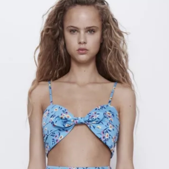 Zara Sky Blue Daisy Print Front Knot Crop Top Size Small Adjustable Strap - Picture 1 of 8